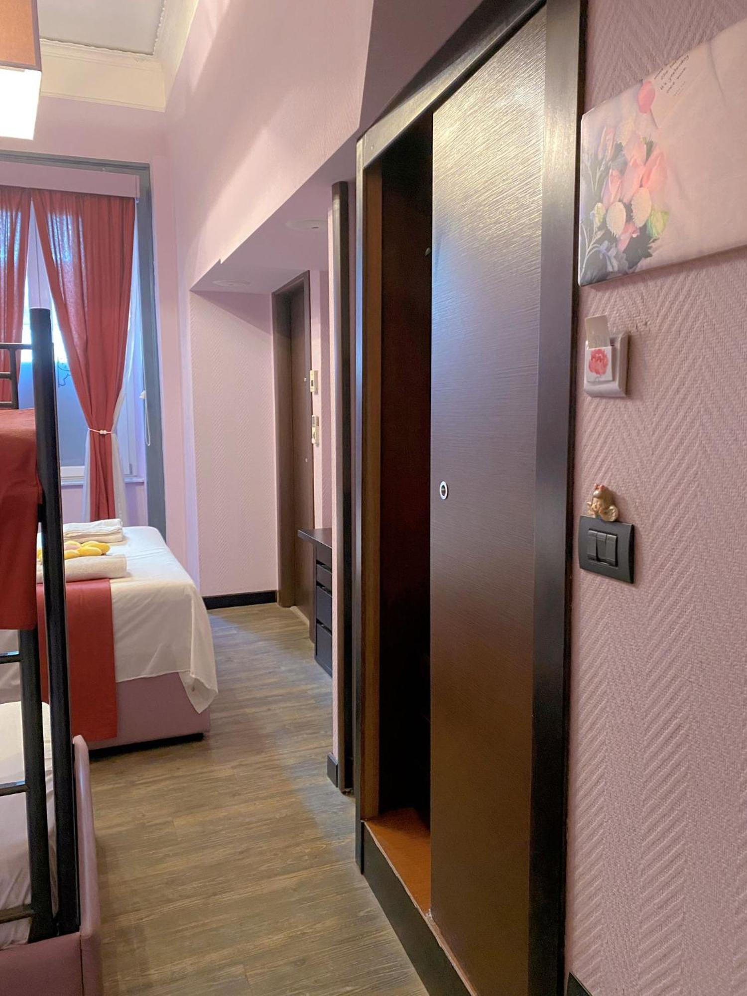 Dolce Vita Rooms Nápoles Exterior foto