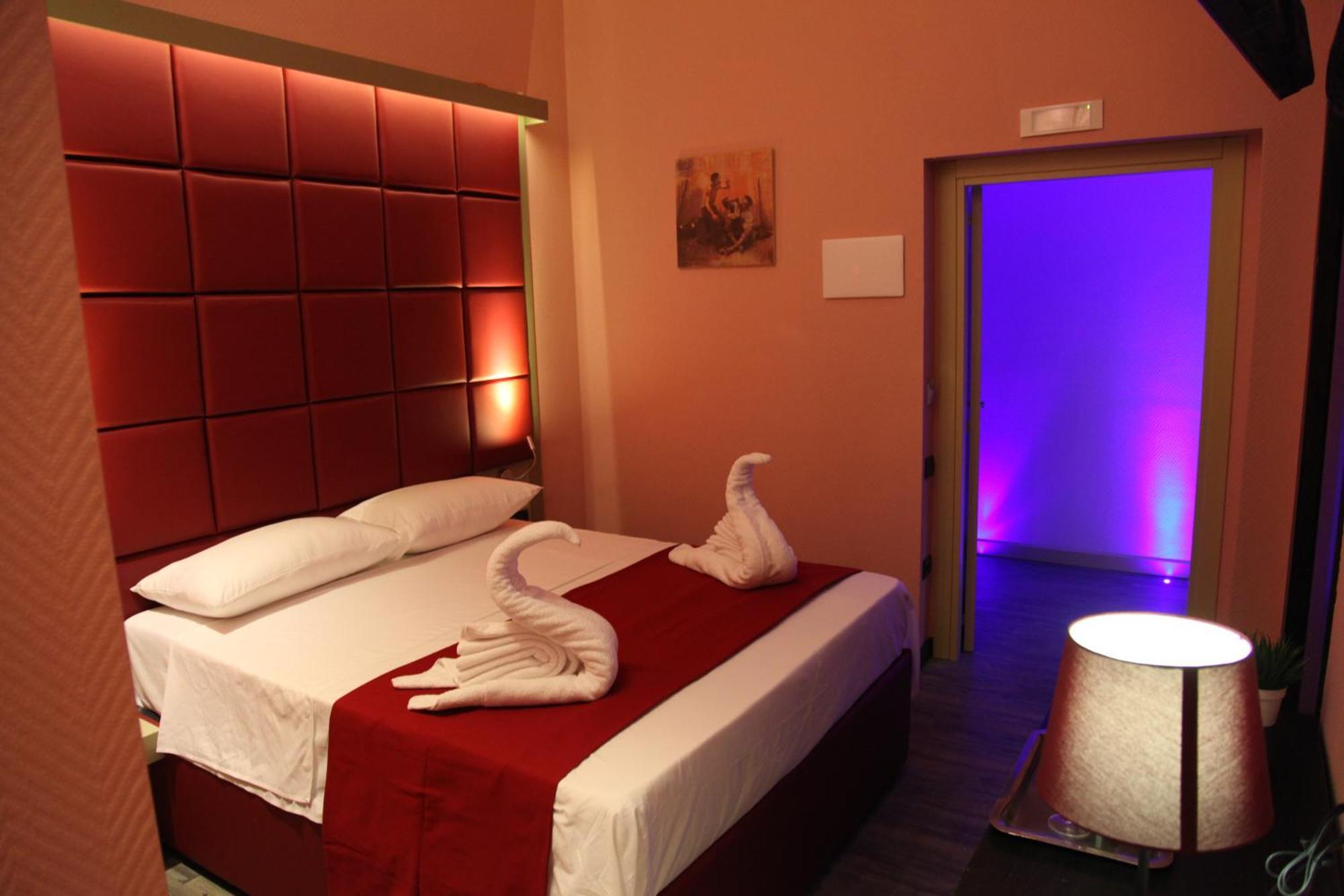 Dolce Vita Rooms Nápoles Exterior foto